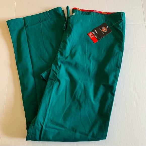 DICKIES SCRUBS. Unisex. Bottoms. Cotton/Polyester blend. Back pocket! - Picture 4 of 6